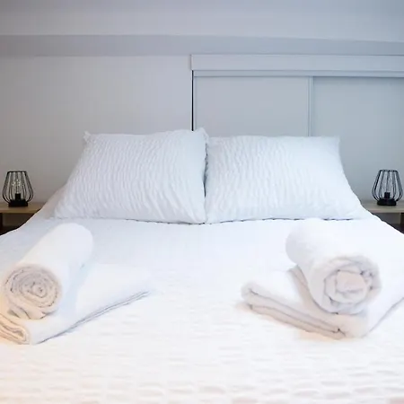 Appartement Skyline,downtown Station, Terrace, Netflix Reims