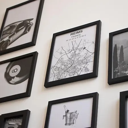 Skyline,downtown Station, Terrace, Netflix * Reims