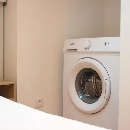 Skyline,downtown Station, Terrace, Netflix *