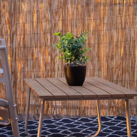 Skyline,downtown Station, Terrace, Netflix Appartement