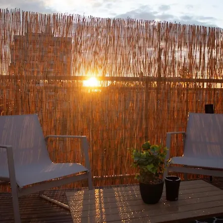 Skyline,downtown Station, Terrace, Netflix Apartman Reims