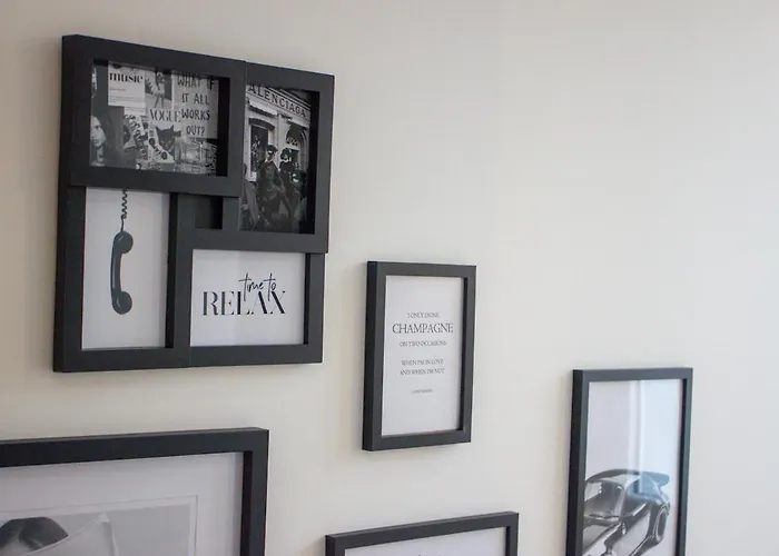 Skyline,downtown Station, Terrace, Netflix דירה *