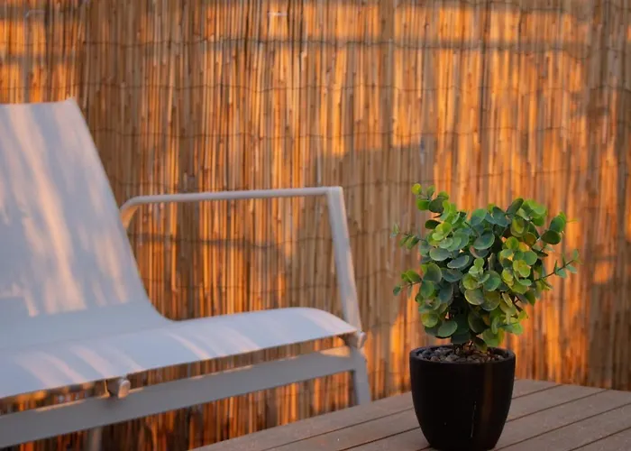 Skyline,downtown Station, Terrace, Netflix דירה