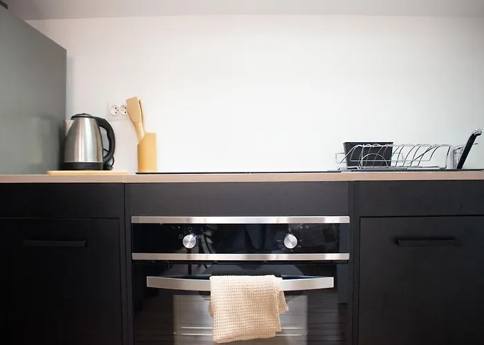 דירה Skyline,downtown Station, Terrace, Netflix *