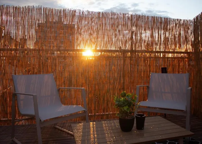 Skyline,downtown Station, Terrace, Netflix דירה ריימס