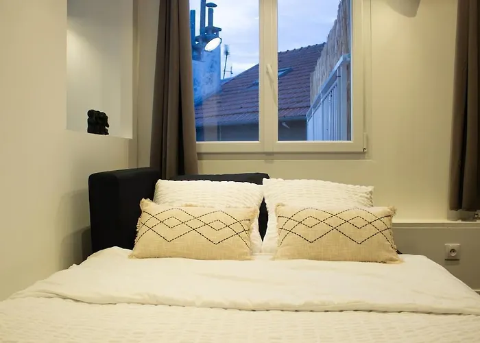 דירה Skyline,downtown Station, Terrace, Netflix ריימס